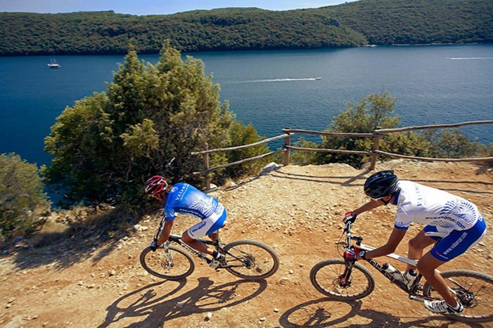 Sunny Rabac By Valamar Buitenkant foto