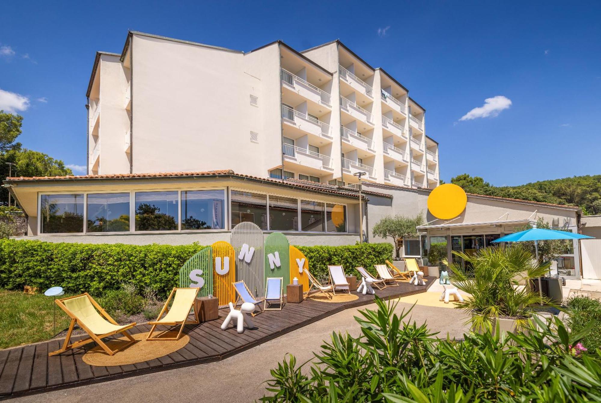Sunny Rabac By Valamar Buitenkant foto