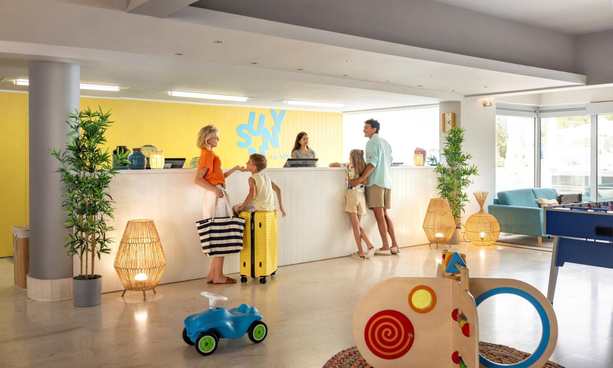 Sunny Rabac By Valamar Buitenkant foto