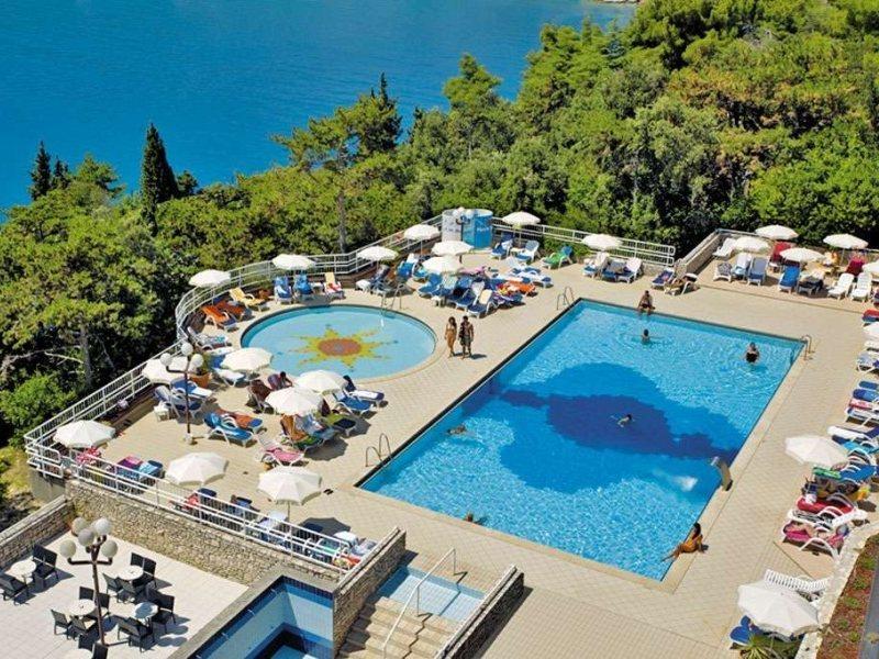 Sunny Rabac By Valamar Buitenkant foto